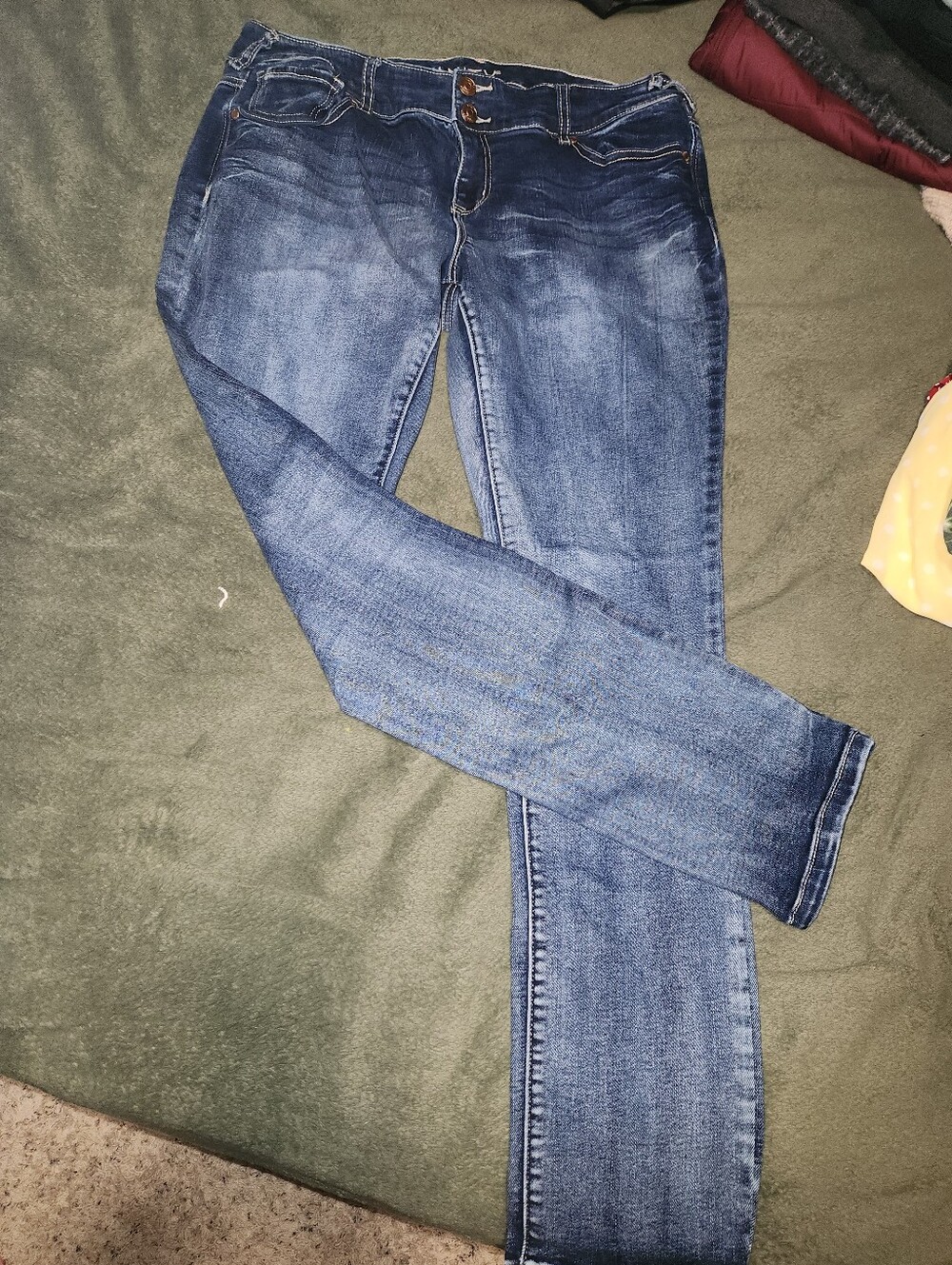 Vanity Stretch Straight Leg Denim